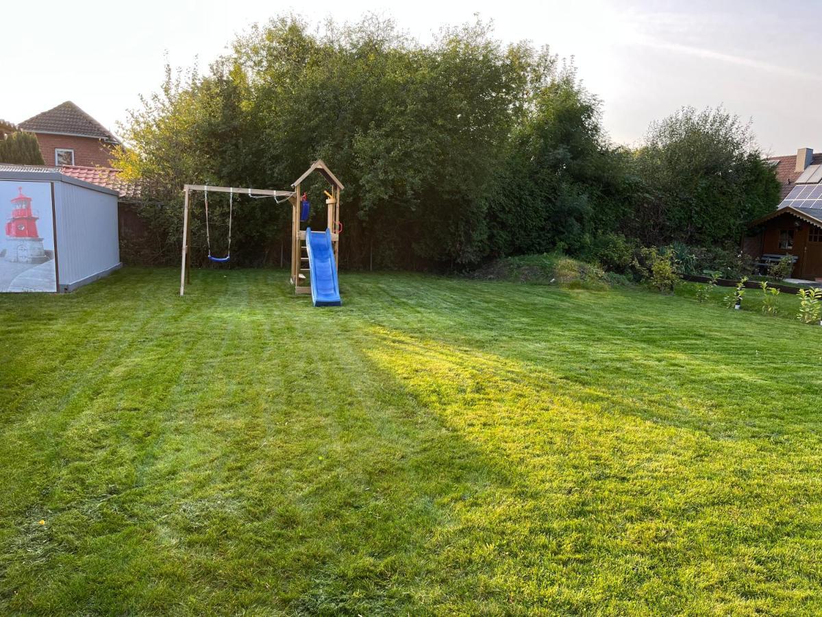 Apartamento Bakker Huus Eg Emden Exterior foto
